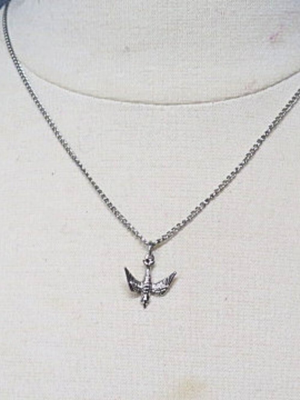 Vintage Silver Tone Flying Swallow Bird Pendant Necklace